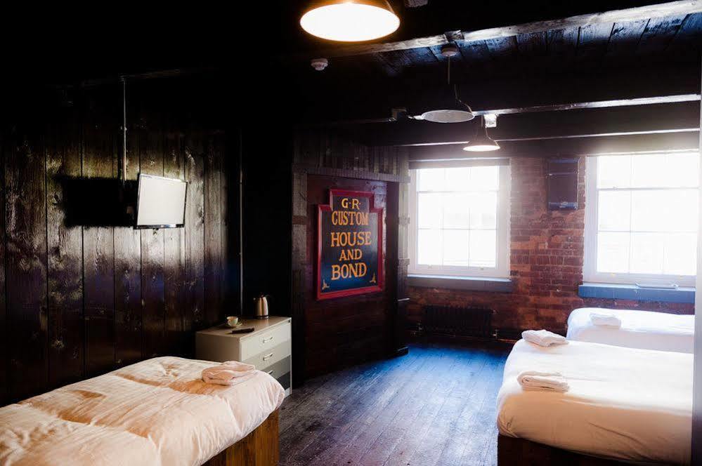 Le Bateau Aparthotel Liverpool Bagian luar foto