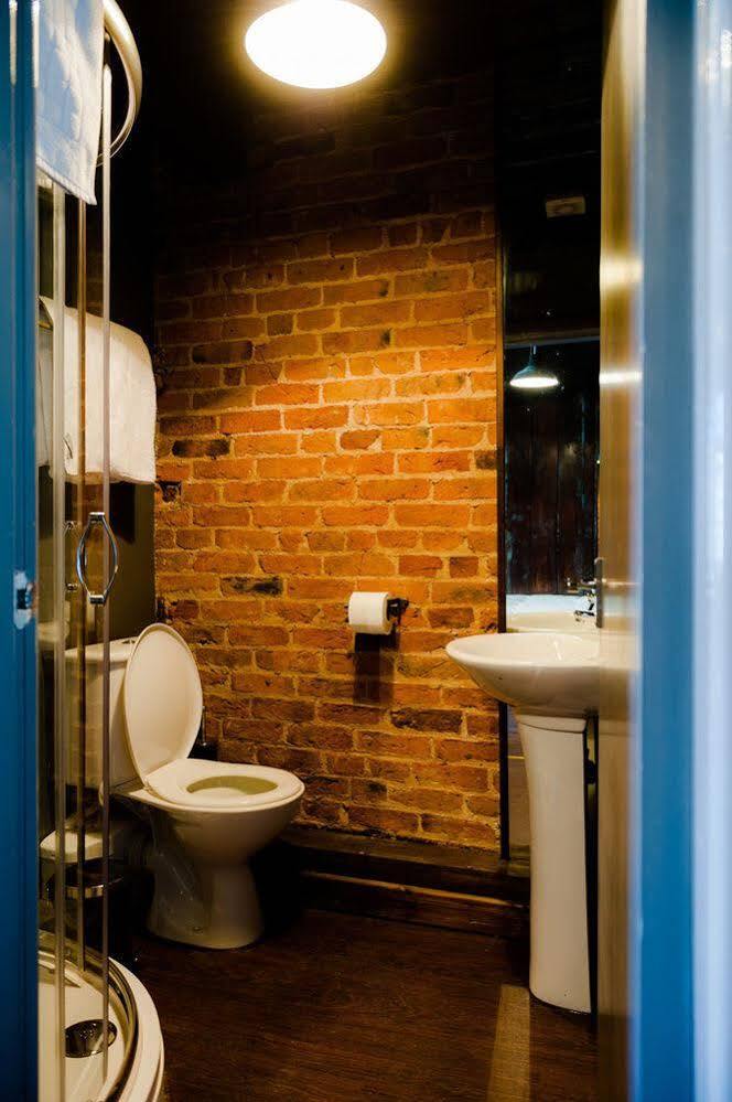Le Bateau Aparthotel Liverpool Bagian luar foto